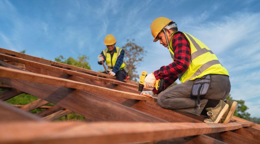 Professional Flat Roofing Installation services in Pellston, MI